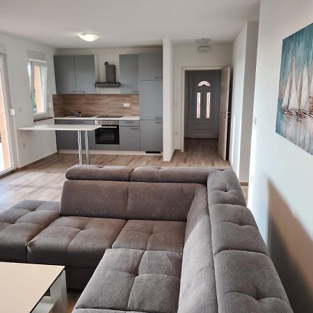 Apartments Patalic 洛帕 外观 照片