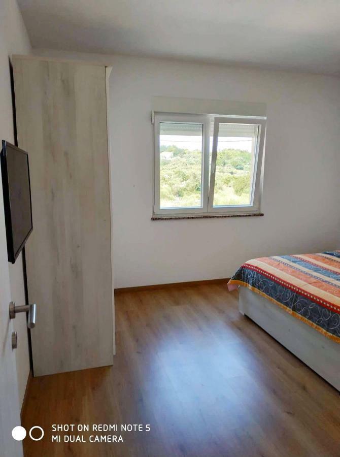 Apartments Patalic 洛帕 外观 照片